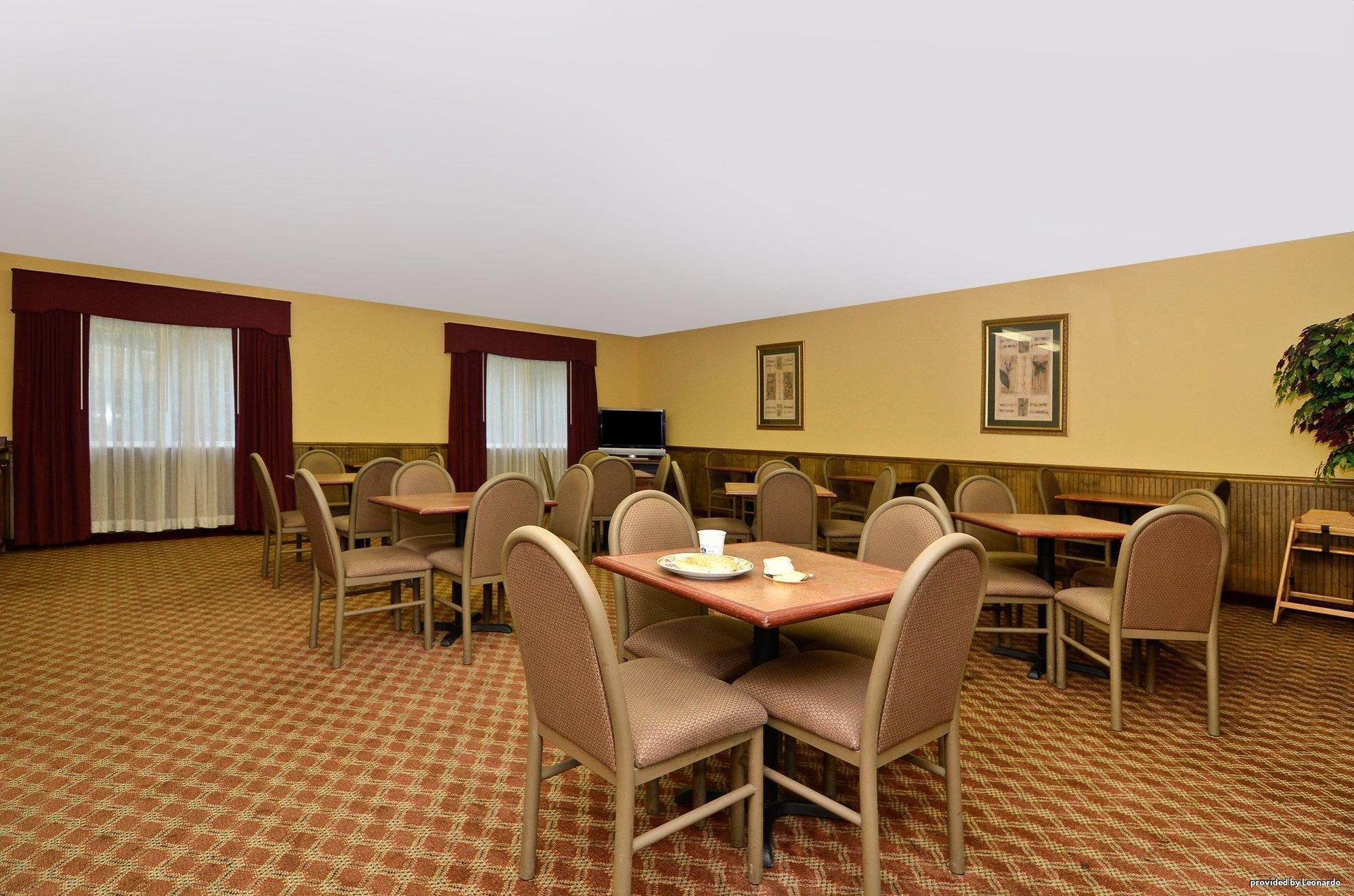 Americas Best Value Inn Wiggins Restaurant bilde