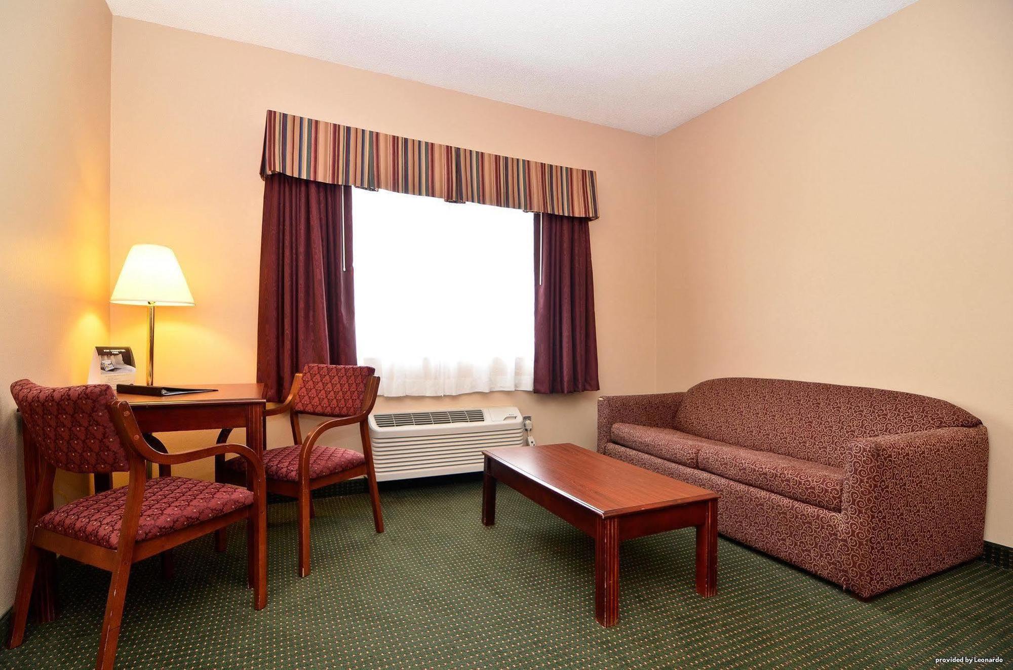 Americas Best Value Inn Wiggins Rom bilde